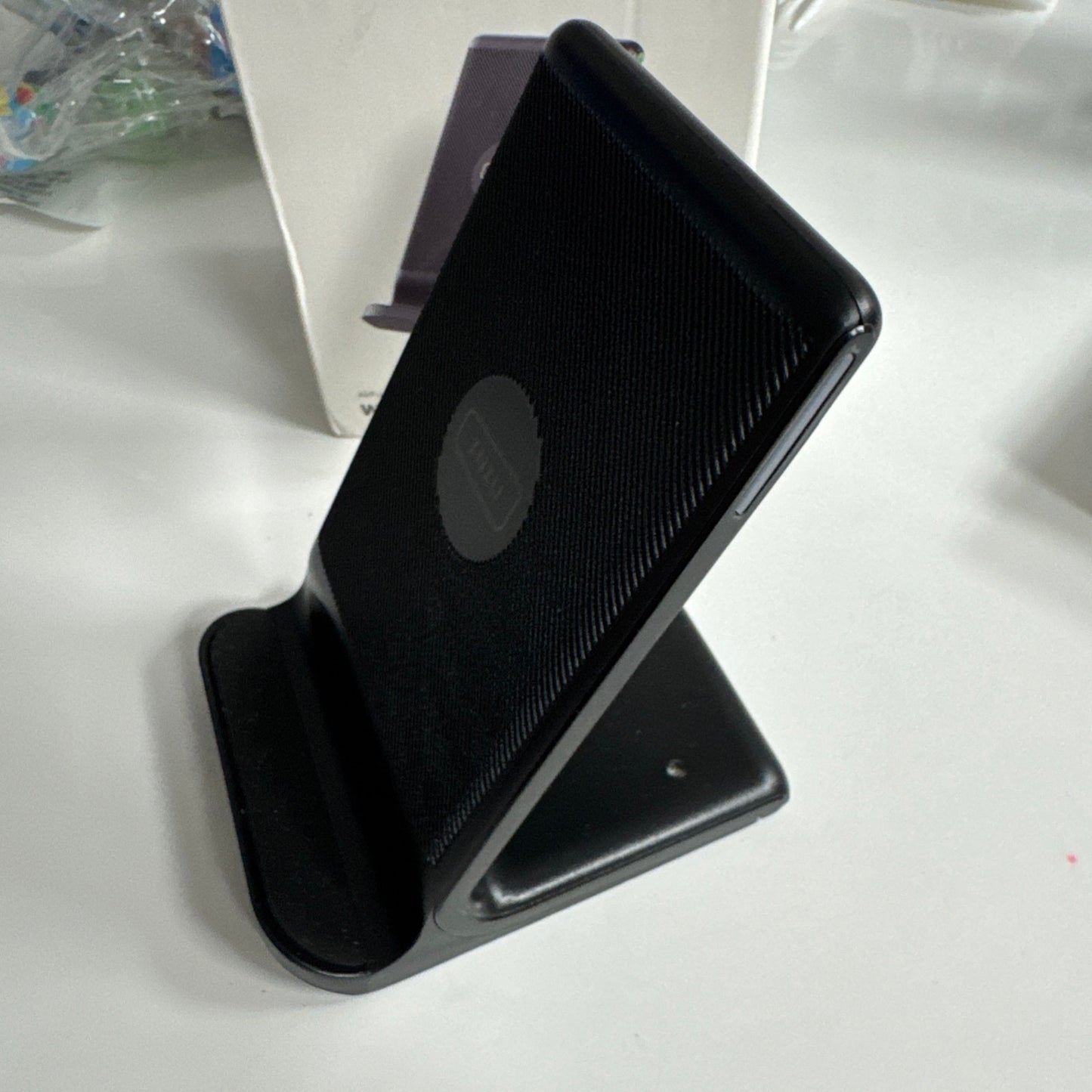 INIU Wireless Charger Stand 15W Qi Kabelloses Ladestation, handyhalterung